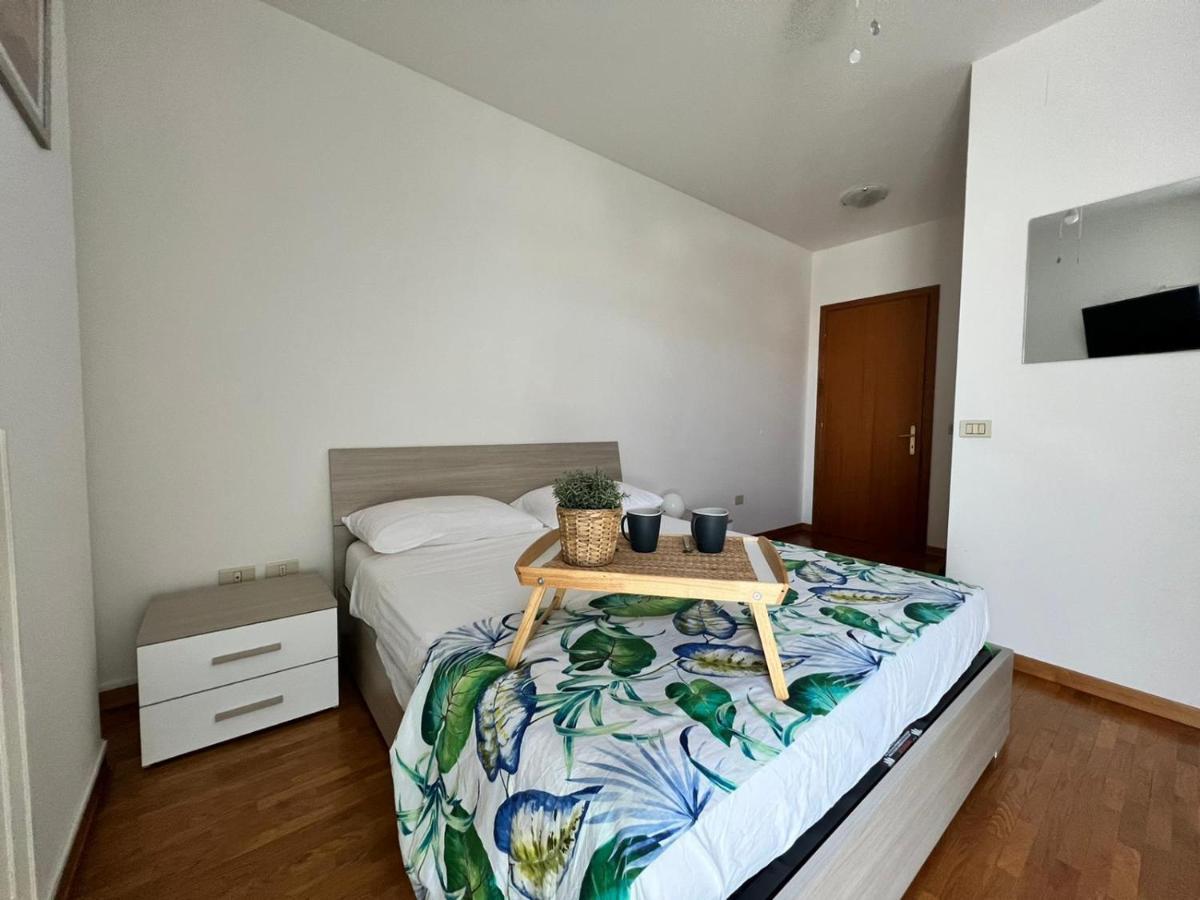 Stella Guest House, Family & Pet Friendly เปรูจา ภายนอก รูปภาพ